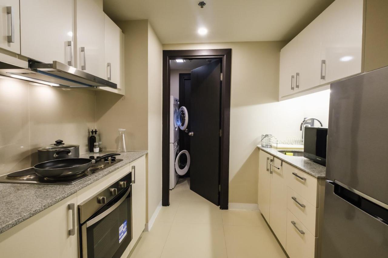 Spacious 2Br Apartment In Bgc With Workspace & Washer Manila Exterior photo