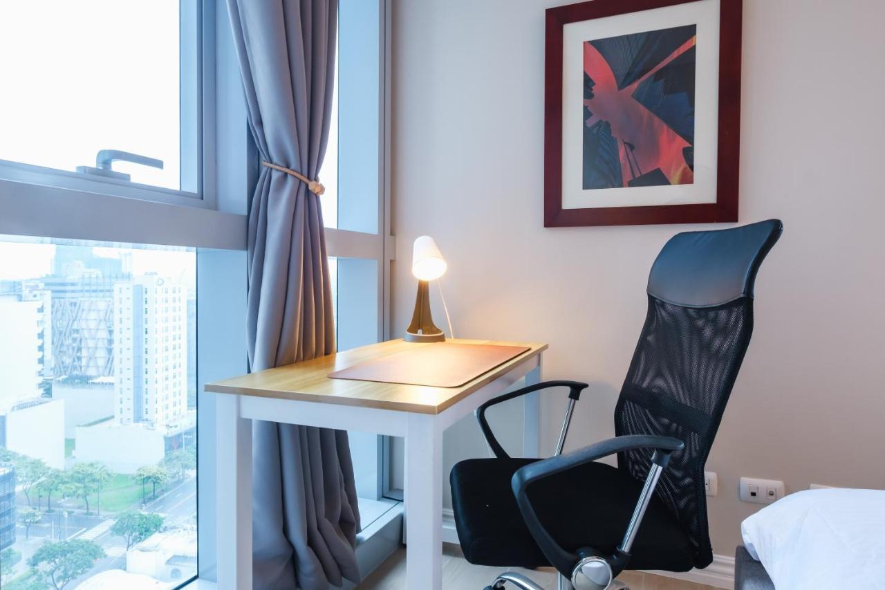 Spacious 2Br Apartment In Bgc With Workspace & Washer Manila Exterior photo